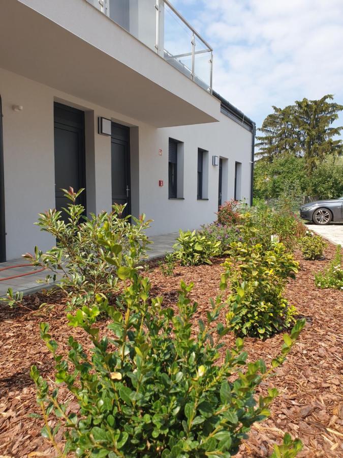 Silver Lodge Apartment 1 Eger Ngoại thất bức ảnh